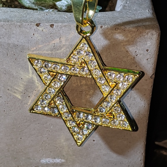 🆕🚨Sale🚨 Religious Pendant - Picture 7 of 8